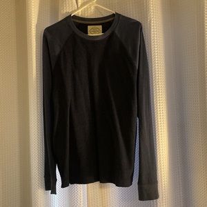 Men’s St. John’s Bay long sleeve blue shirt